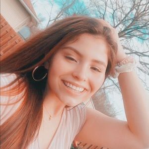 Meet your Posher, Laney